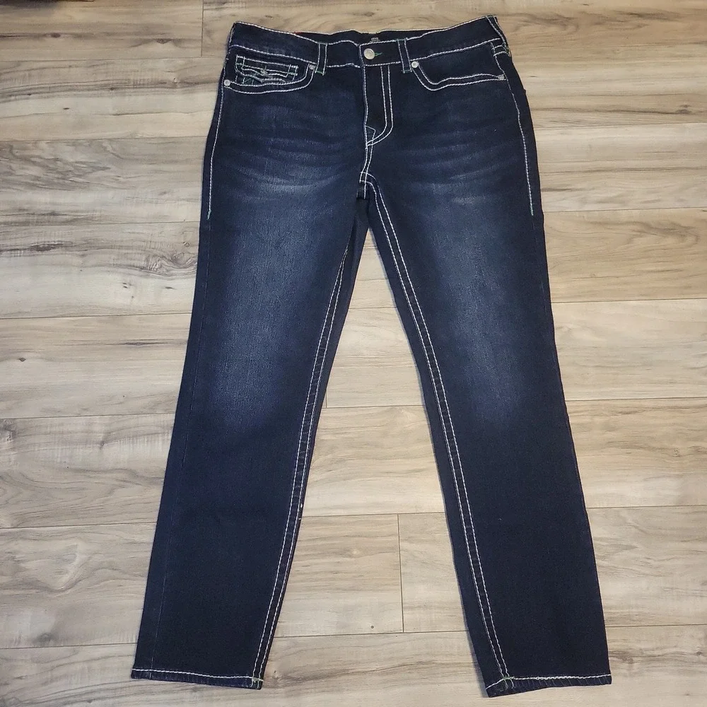 True Religion Geno Relaxed Slim Jeans Mens 36x32 Dark Wash Flap Pocket NEW $204